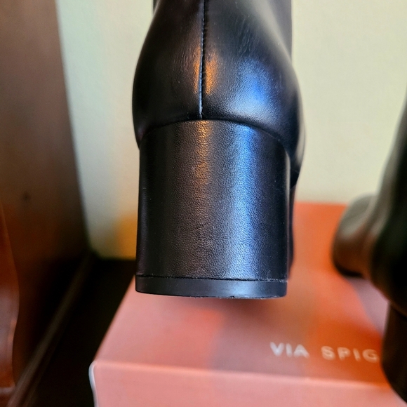 Via Spiga Vail Bootie - Picture 9 of 14